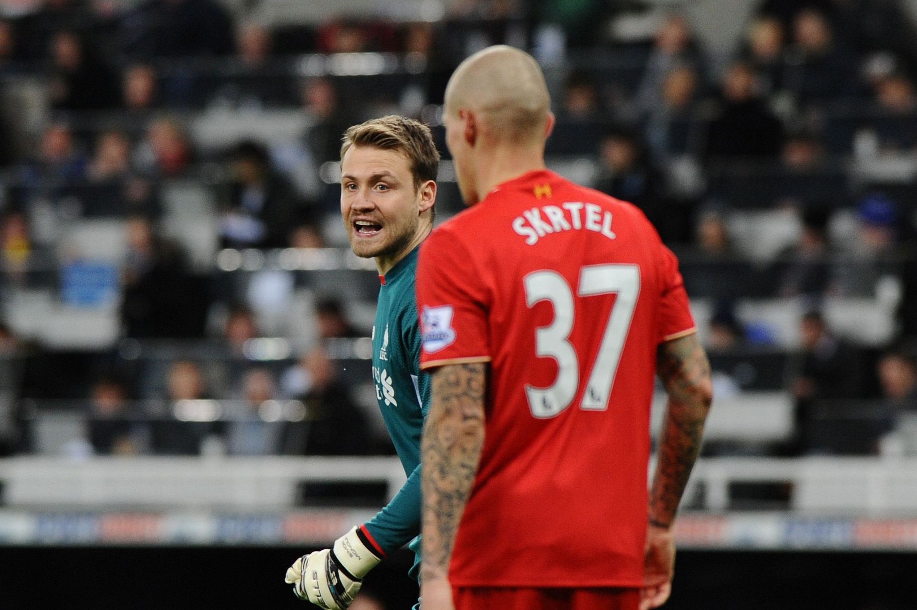 Ǥ  2 - 0 
